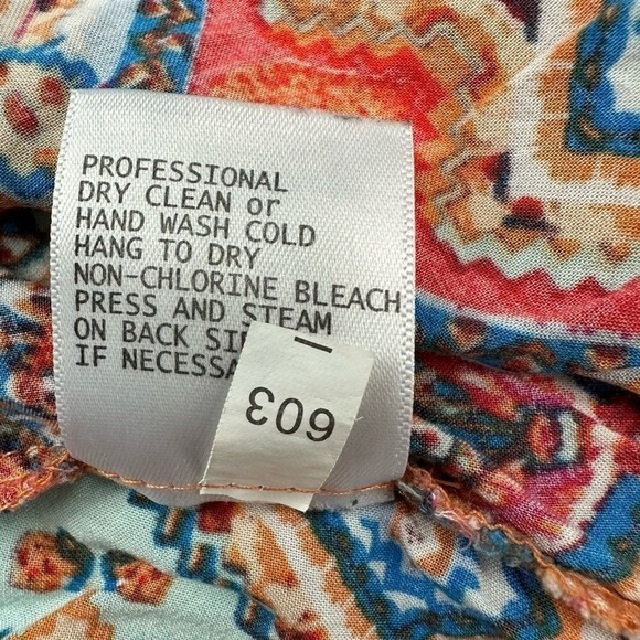 Cynthia Rowley Womens Plus Size 1X Geometric Aztec Blouse Short Sleeve Boho - Picture 6 of 6